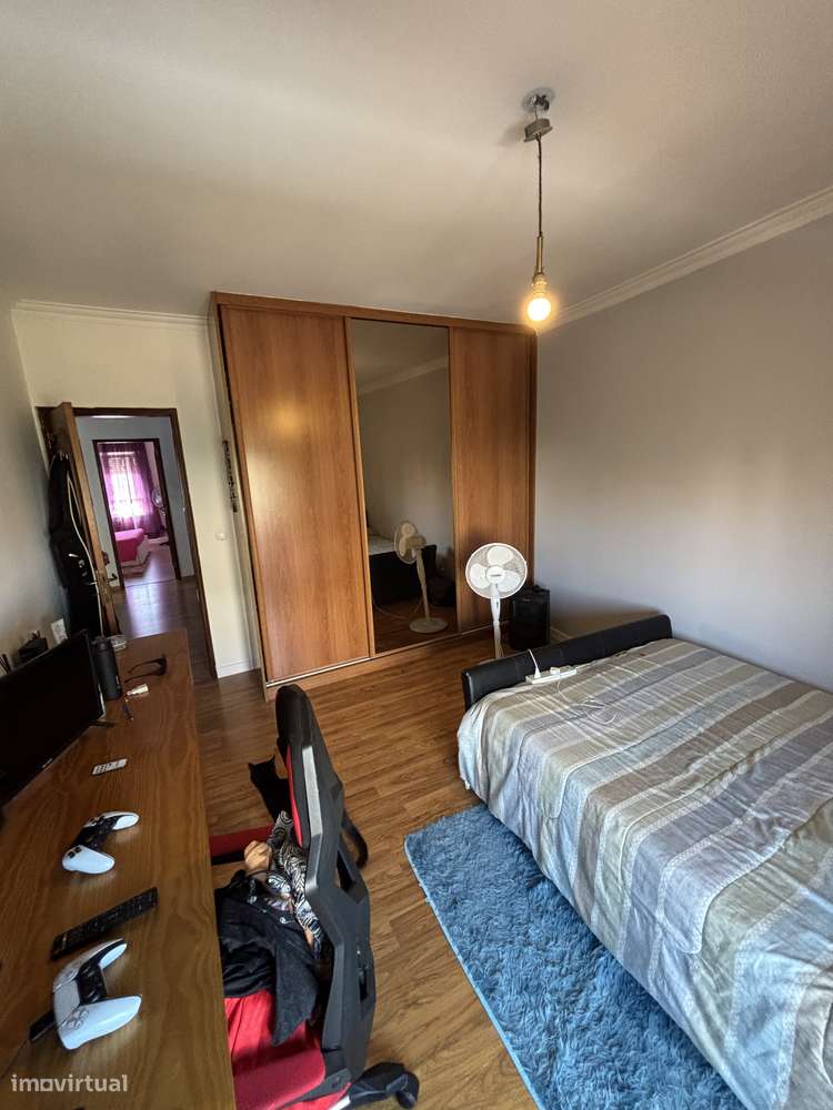 Apartamento T4 à venda no centro do Montijo-6