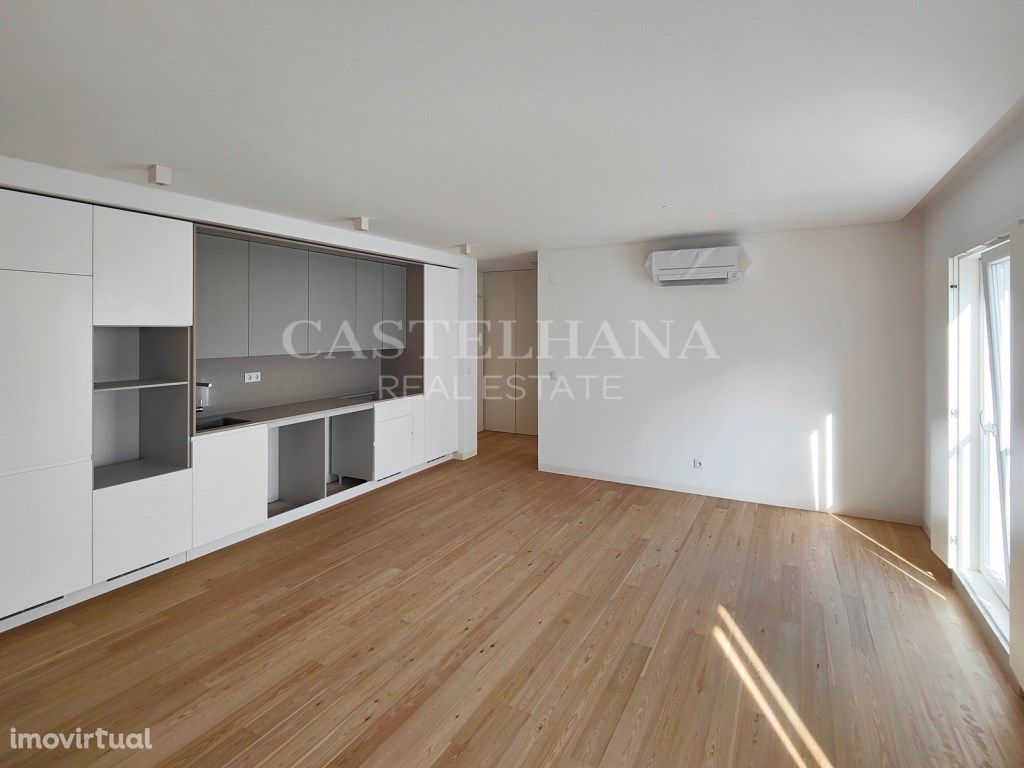 Apartamento T2 em novo empreendimento situado em Campolide