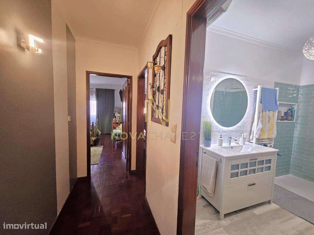 Apartamento T2 na Quinta da Barroca – Agualva-Cacém-16