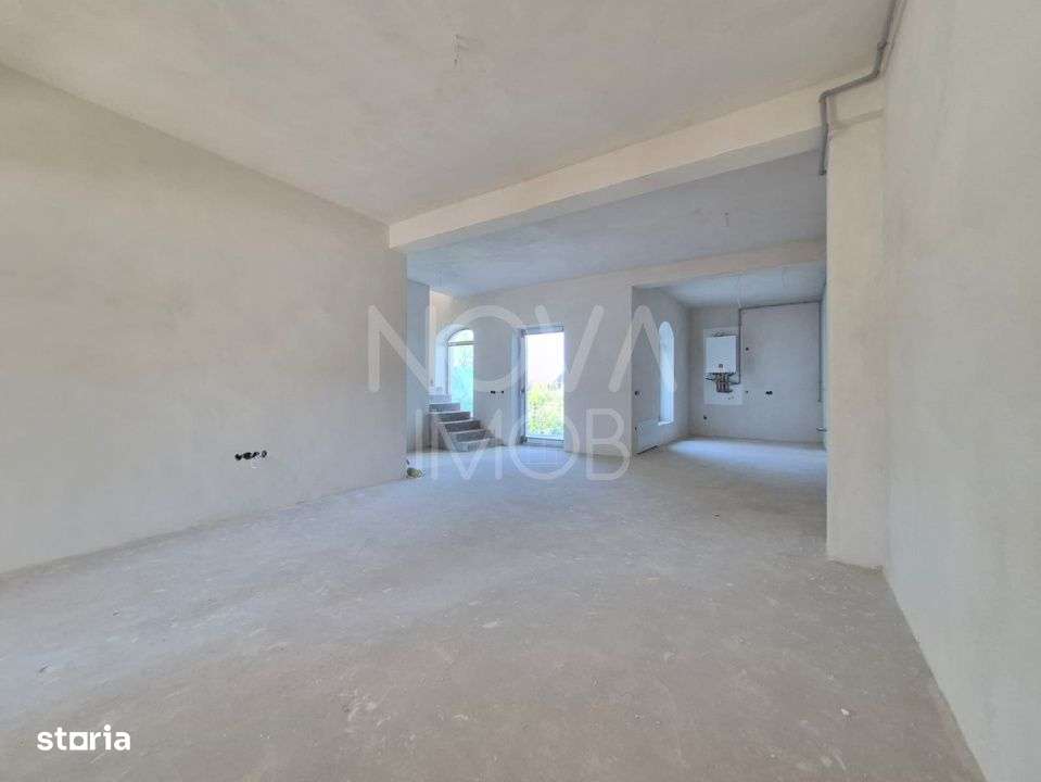 Casa generoasa cu 5 camere, 2 bai, dressing si parcare – Sura Mica-15