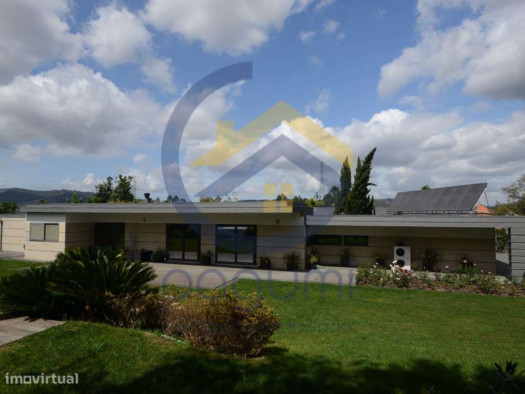 Fantástica Moradia de Luxo Térrea T3 Para venda em Campo Valongo - Grande imagem: 5/41