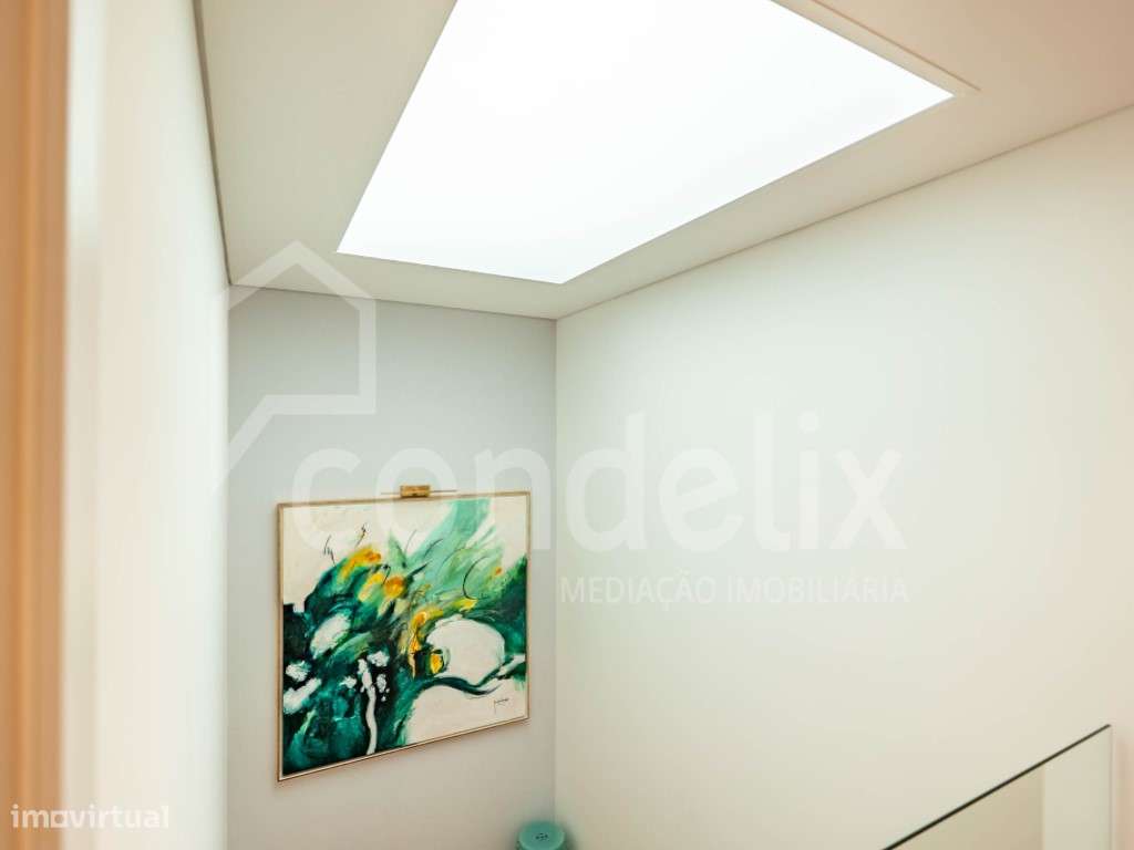 Moradia T3 com terraço, piscina e decoração de autor, Madalena-45