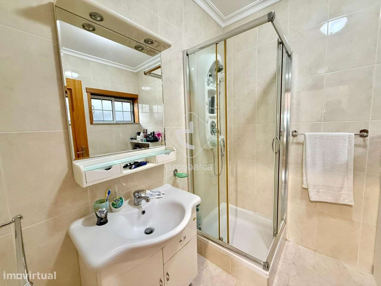 Moradia T4 com piscina - Arcos de Valdevez-27