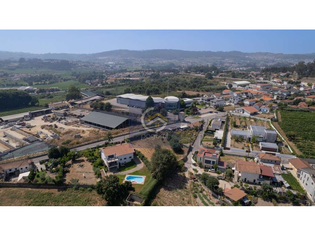 Terreno em Lodares | Excelente Localização e Potencial de Construção - Grande imagem: 5/9