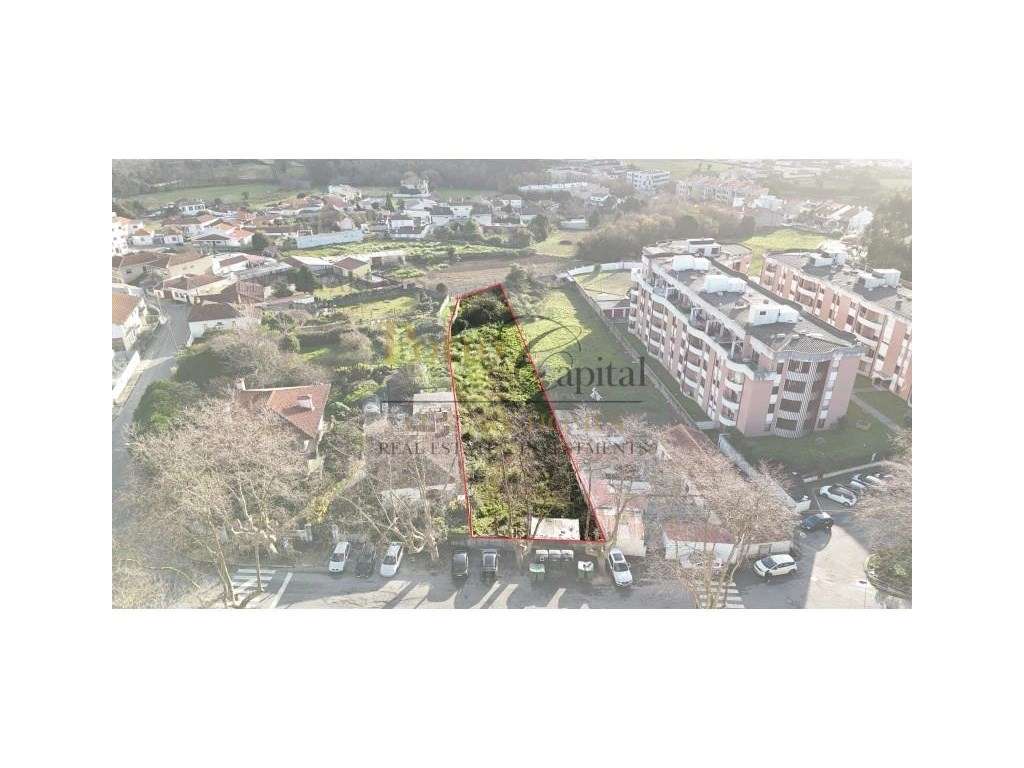 Terreno urbano para construção Em Valadares - Vila Nova de Gaia-0