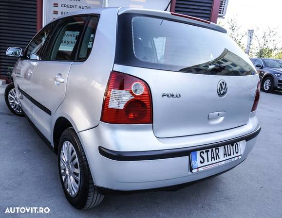 Volkswagen Polo 1.4TDI Highline - 5