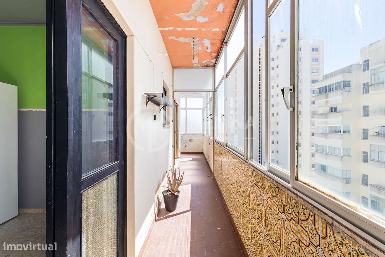 T3 com terraço Privativo em Portimão Vista Rio Arade - Com Garagem-13