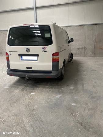 Volkswagen Transporter - 2