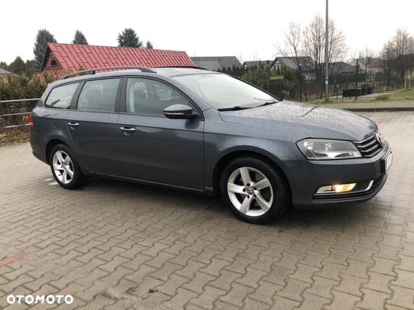 Volkswagen Passat 2.0 TDI DPF Comfortline DSG - 2