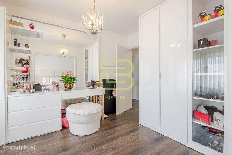 Apartamento T3 mobilado, convertido num T2(possibilidade de reverter p - Grande imagem: 5/14