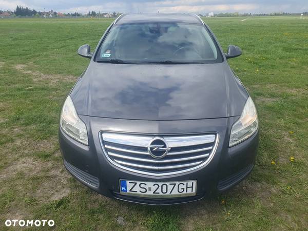 Opel Insignia 2.0 CDTI Sports Tourer - 1