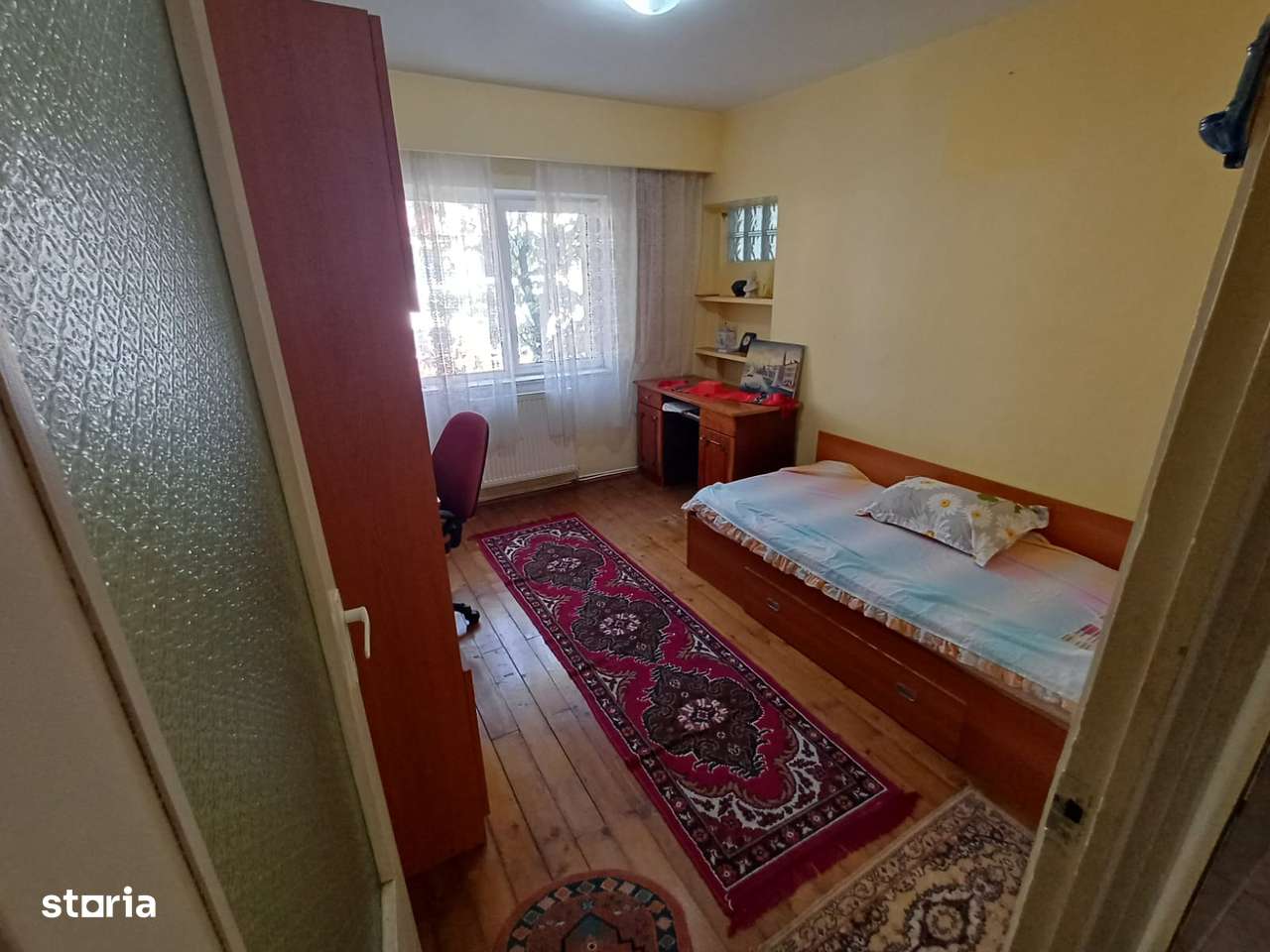 Republicii, zona buna ,4 camere, etaj 3-5