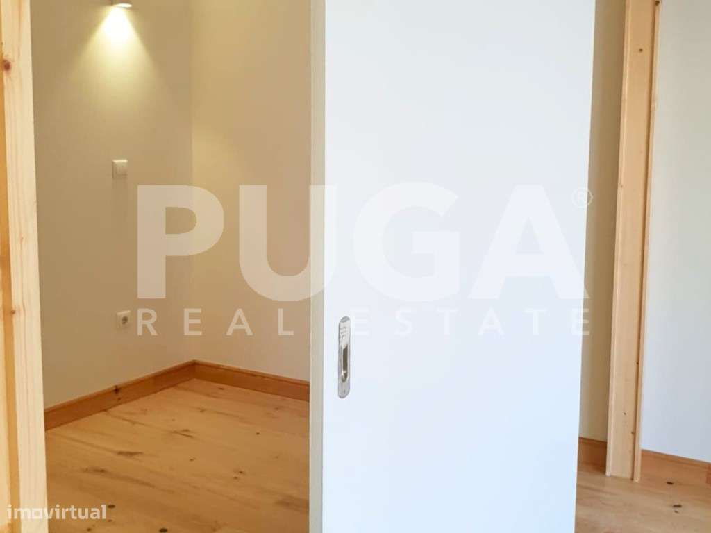 Estúdio T0 no Porto | Investimento Estratégico com Espaço Exterior - Grande imagem: 4/8