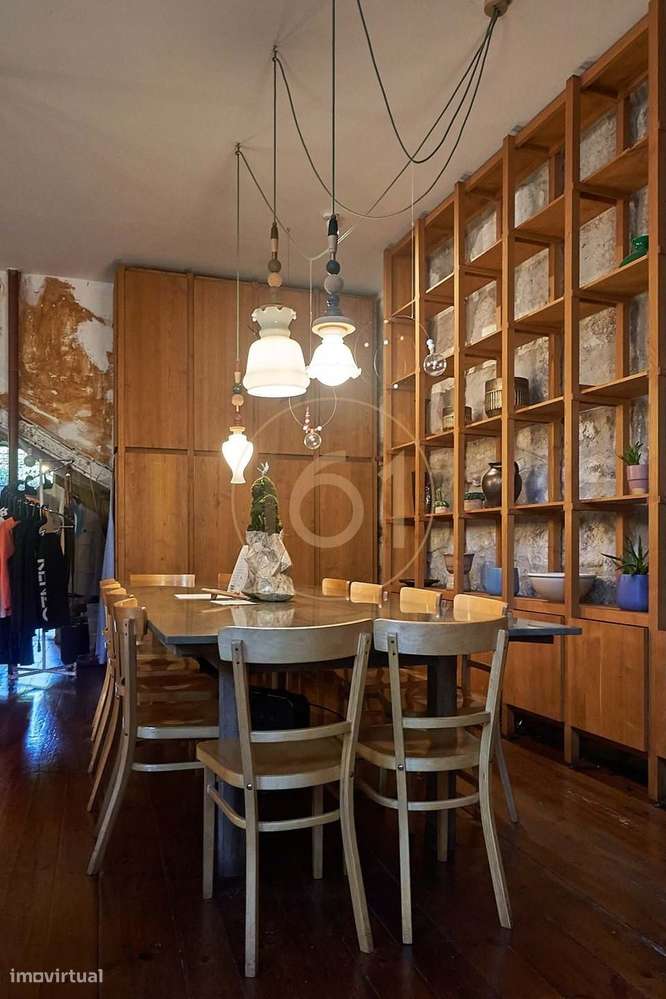 Loja na Travessa de Cedofeita para venda-21