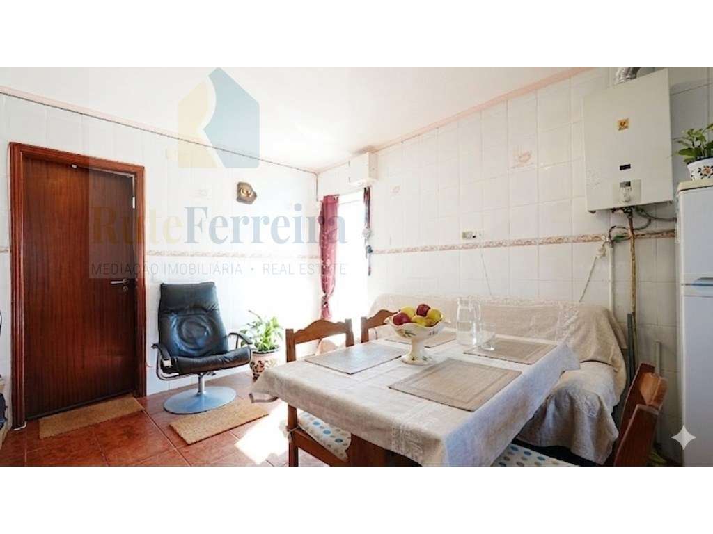 Moradia Térrea com Anexo Independente em Ribamar - Lourinhã-21