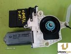 MOTOR ELEVADOR DE VIDRO TRASEIRO DIREITO VOLKSWAGEN GOLF VI 2009 -5K0959704C - 4