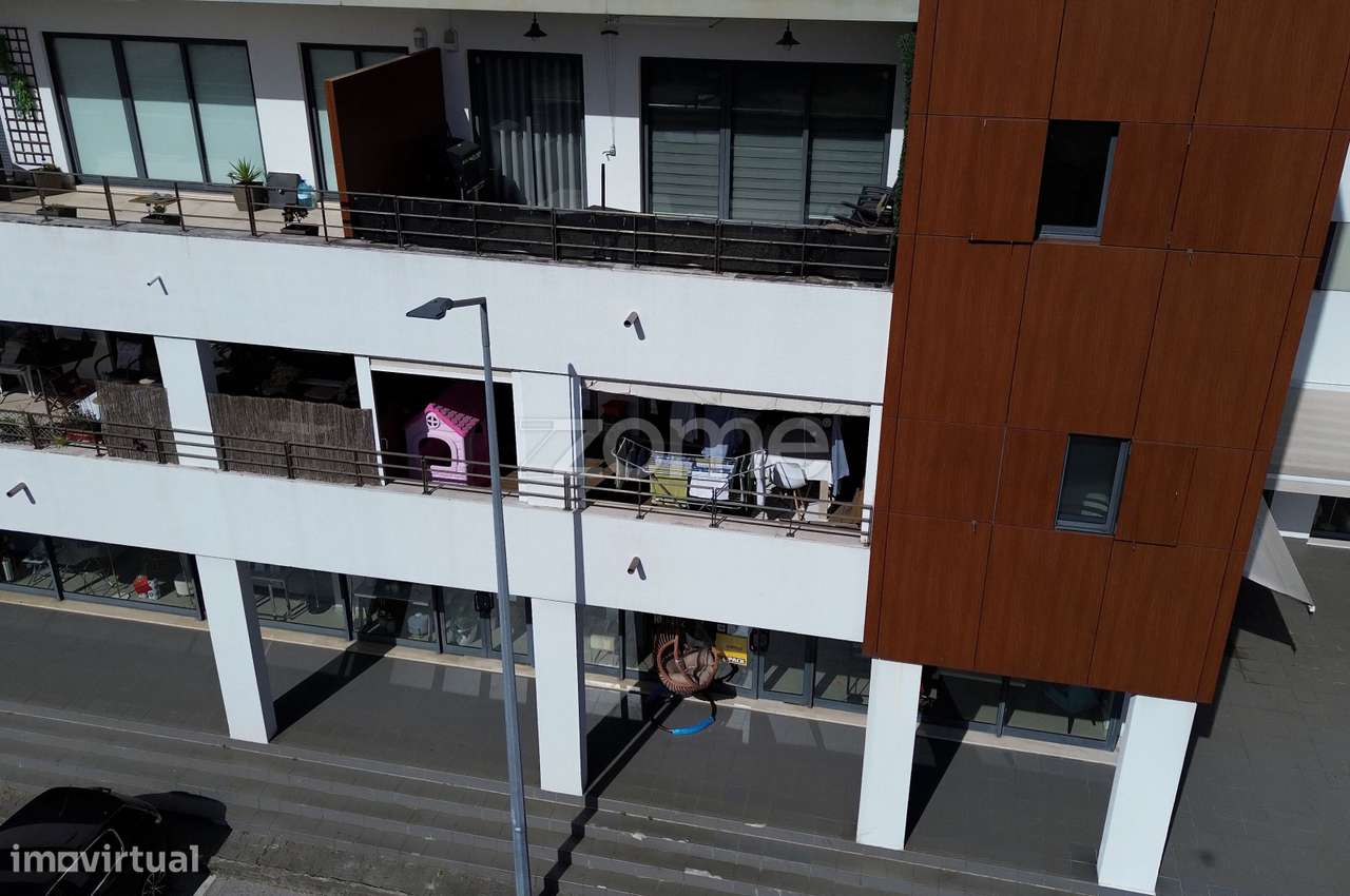 Apartamento T3 em Paio Pires-37