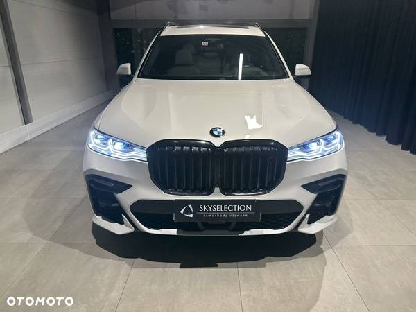 BMW X7 M50i sport - 4