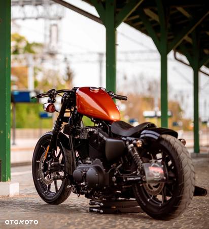 Harley-Davidson Sportster Iron 883 - 13