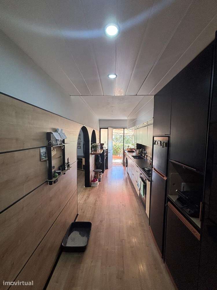 T3 RC Grande Terraço, Jardim, Fogão Lenha e Churrasqueira-1