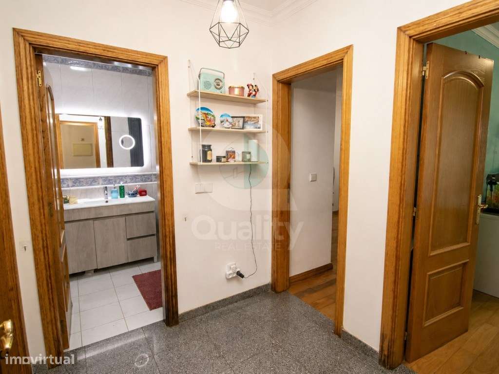 T3 EXCELENTE LOCALIZAÇÃO NO MONTIJO-19