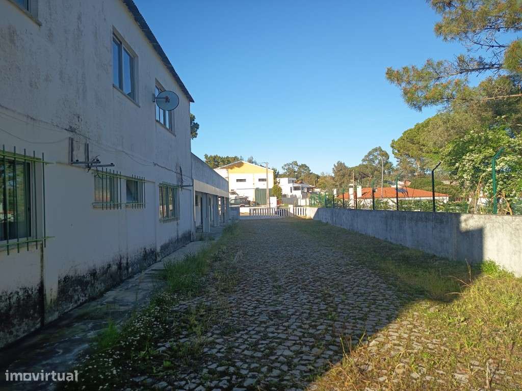 Armazém Industrial no Mucifal, Sintra-30