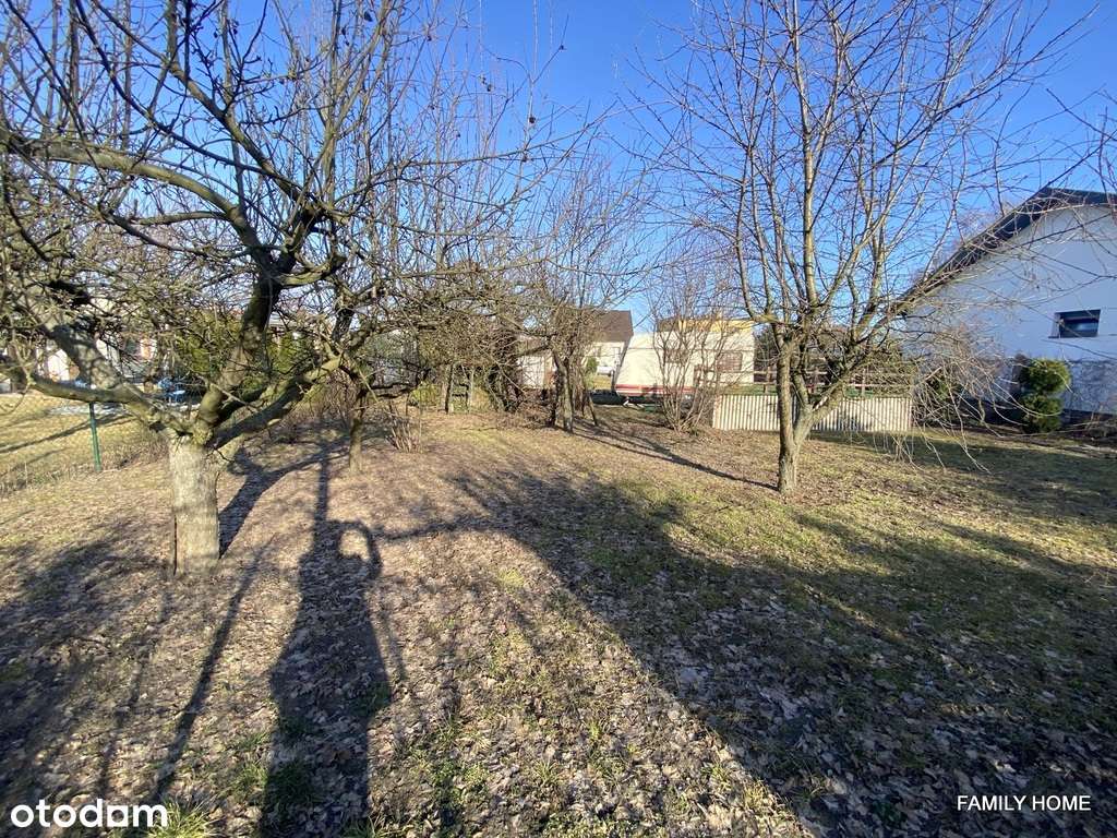 Atrakcyjna działka budowlana + war. zabudowy, PWGK-10