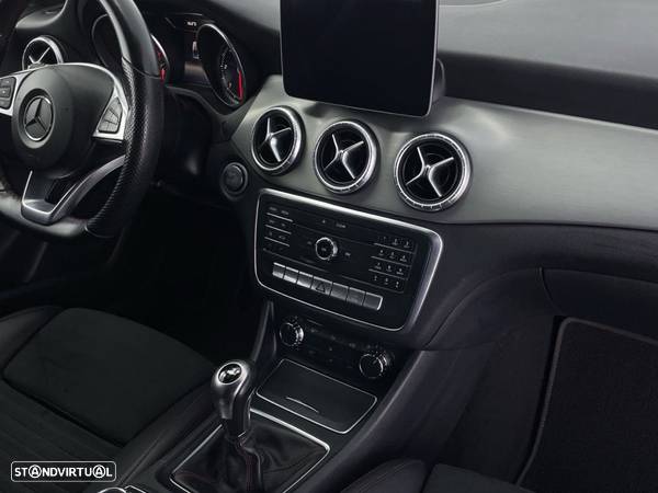 Mercedes-Benz CLA 200 - 31