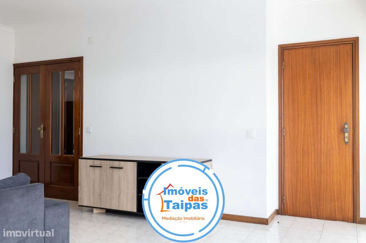 Vende-se Apartamento T3, em Barco, Guimarães-13