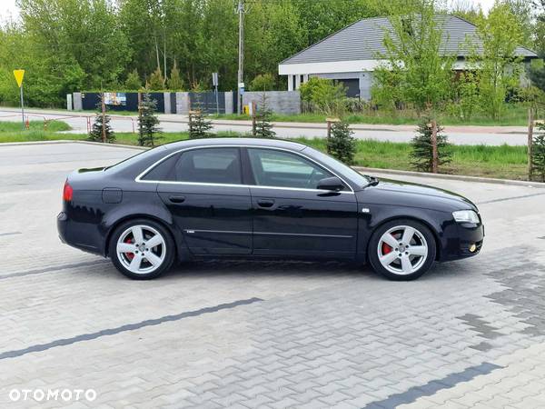 Audi A4 Avant 2.0 TDI DPF Quattro - 16