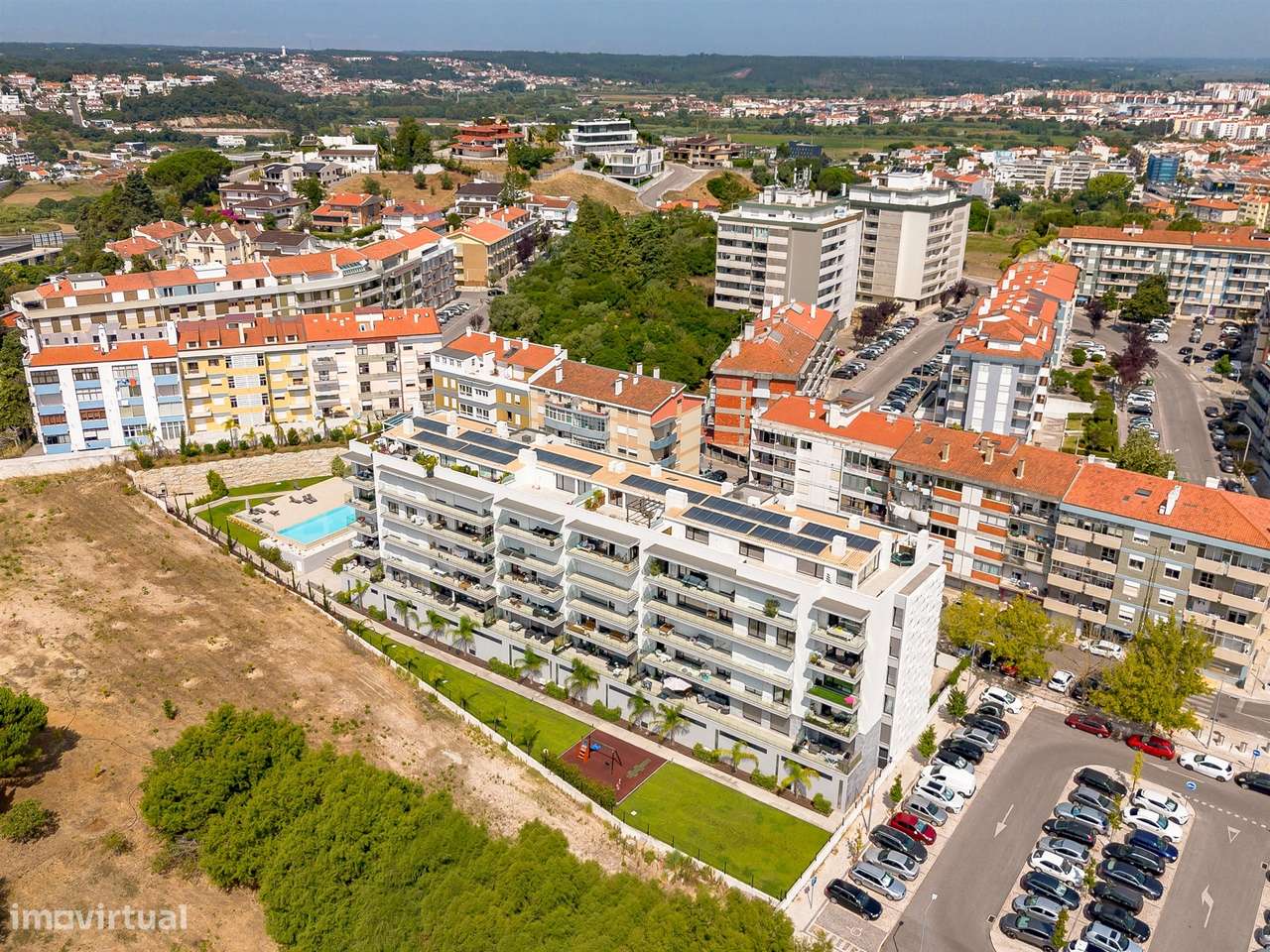 Apartamento T3 para Arrendamento – Capuchos, Leiria (Zona Central) - Grande imagem: 2/48