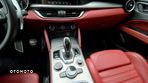 Alfa Romeo Stelvio 2.0 Turbo Veloce Q4 - 17