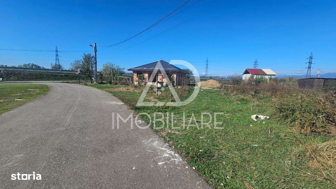 Teren intravilan - 1014 mp, deschidere 25 m - Prelungirea Panduri - Imagine principală: 4/9