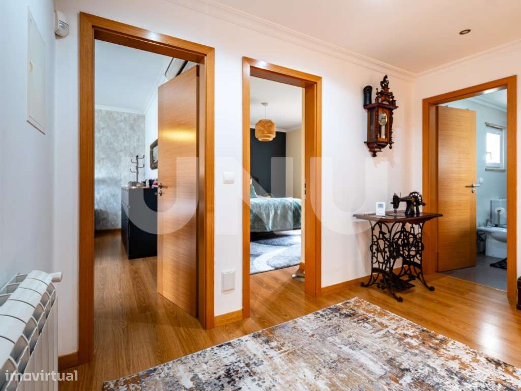 Moradia de Excelência com Jardim e Terraço a 10 minutos do centro d...-16