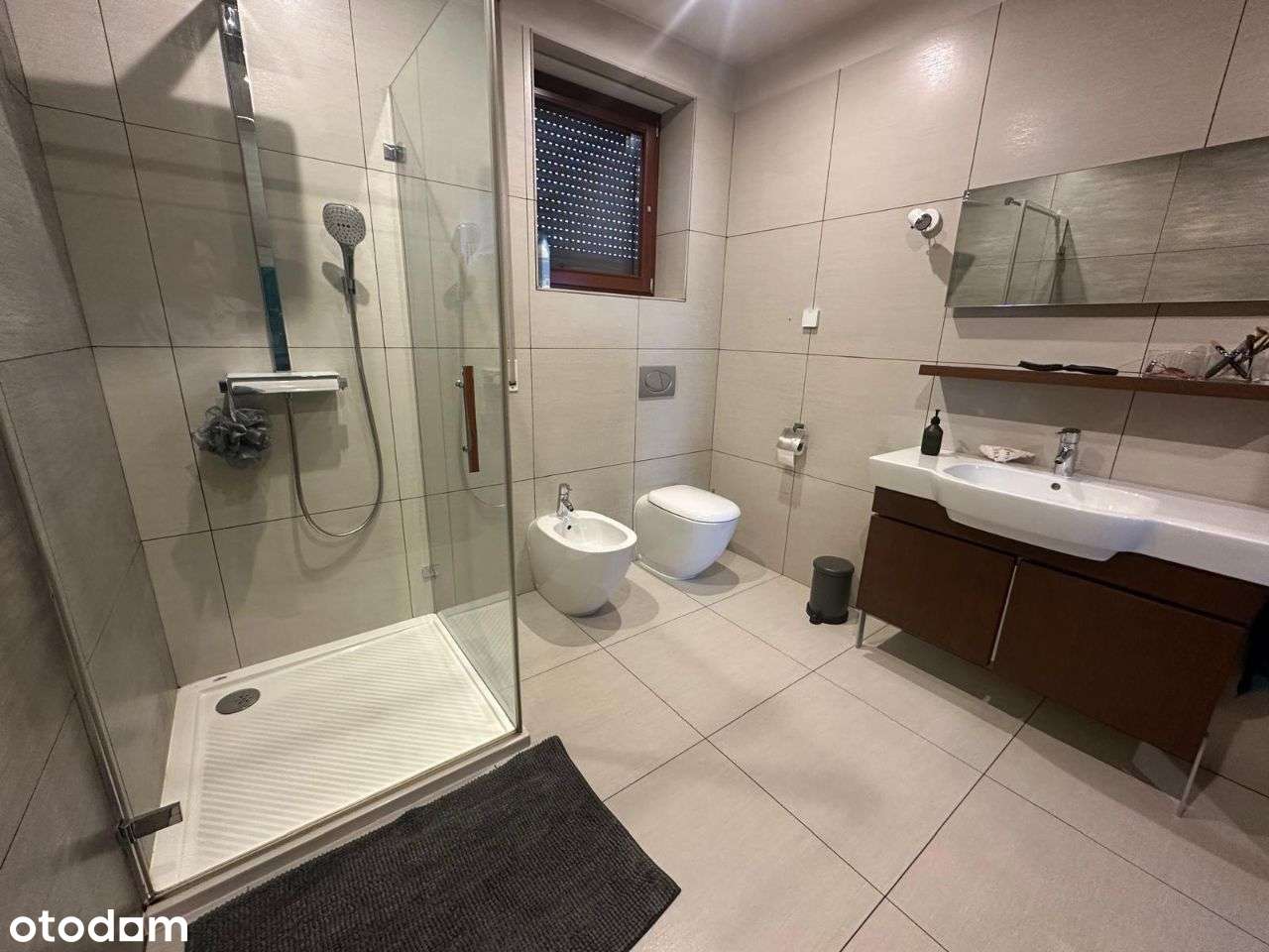 Samowystarczalny dom + siłownia :)-12