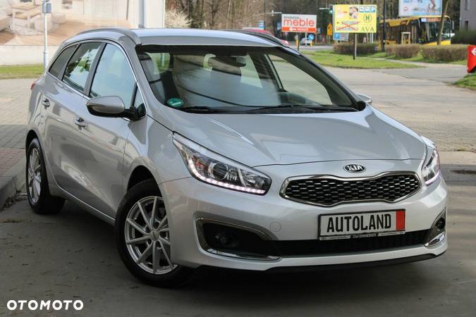 Kia Ceed - 37