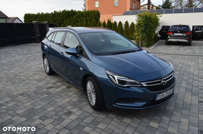 Opel Astra 1.6 CDTI DPF ecoFLEX Start/Stop Exklusiv - 2