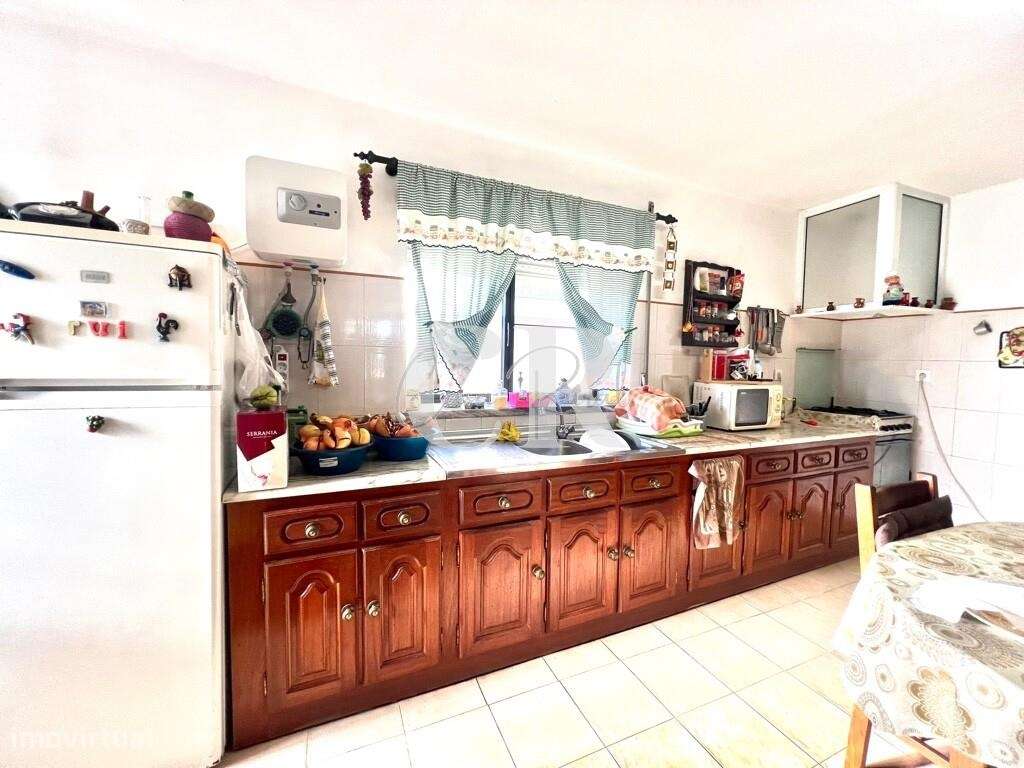 Excelente moradia térrea e independente com jardim em Arega - Figueiró-37