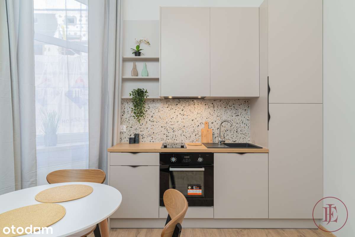 2-pokojowe mieszkanie, Kilińskiego 48 ! Klimat !-1