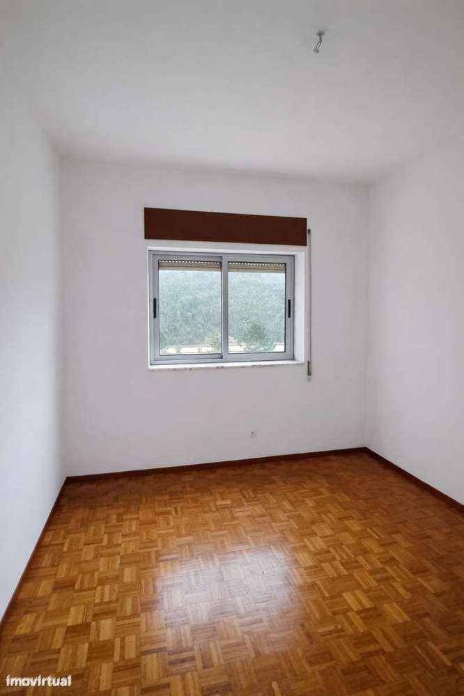 Apartamento T3 com garagem e varanda em Coimbra - Grande imagem: 4/15