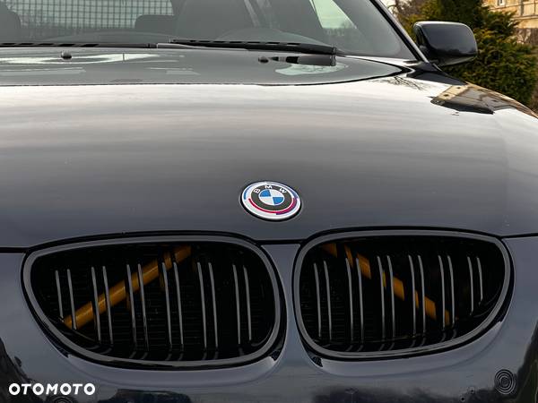 BMW Seria 5 523i - 30