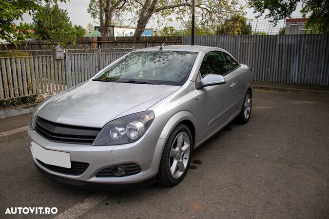 Opel Astra Twintop 1.9 CDTI Cosmo - 4