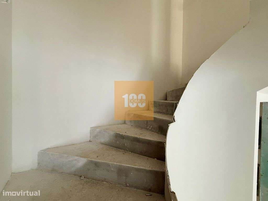 T2 duplex com jardim - Capelo Residences-17