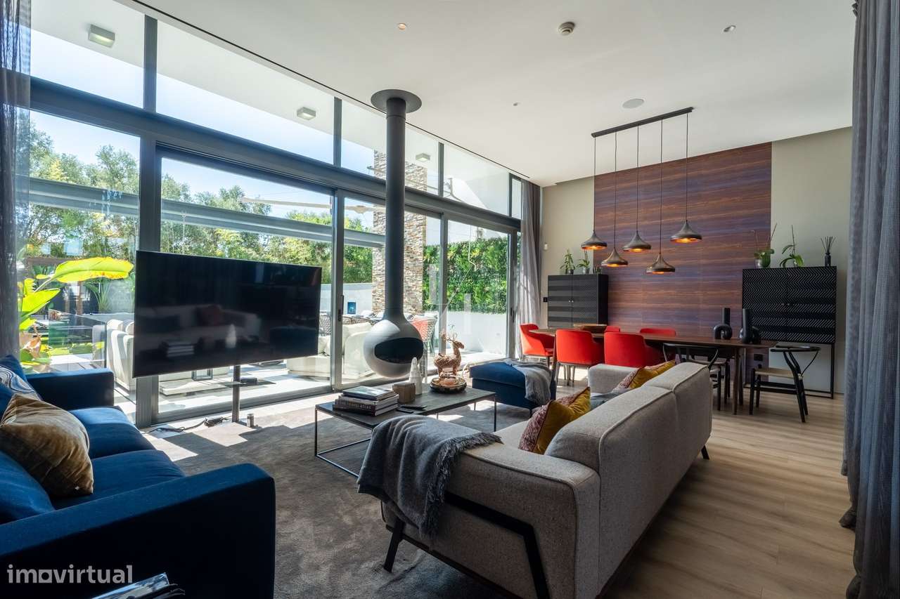 Moradia T3+1 com piscina e jacuzzi em Almancil - Grande imagem: 1/32