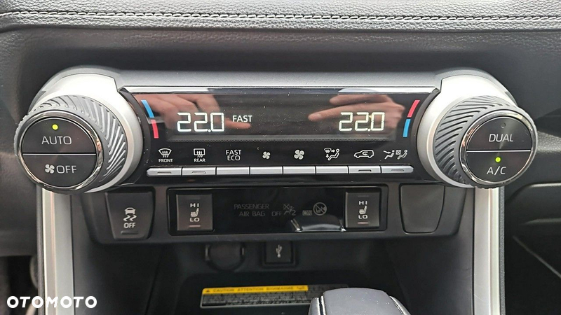 Toyota RAV4 - 18