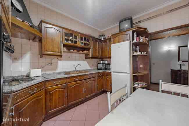 Apartamento T3 à Venda no Centro de Braga – Maximinos-8