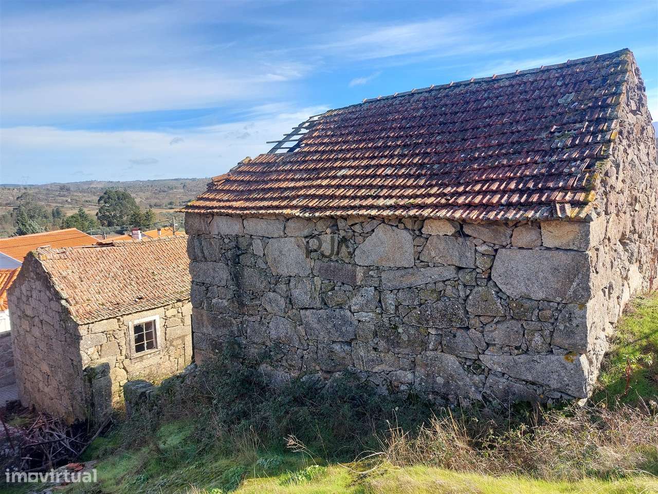 Moradia Rústica em Vila Ruiva, Fornos de Algodres - Grande imagem: 2/11