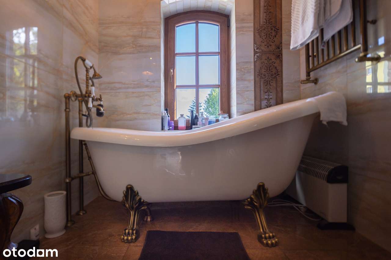 Apartament w wysokim standardzie w zabytkowej kamienicy!-9