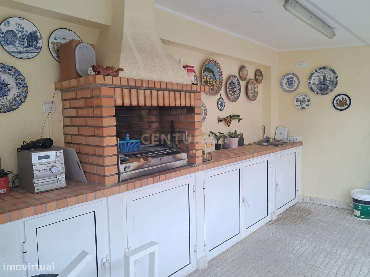 Moradia T4 com Piscina de Água Salgada | Quinta de Valadares-10