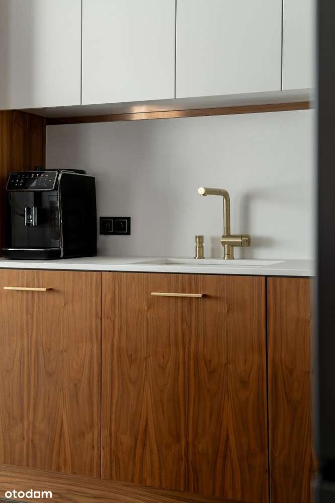 wysoki standard , wykończone pod klucz, brak PCC-12